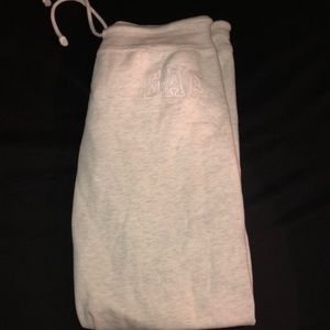 Gap Sweats